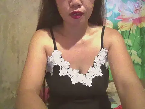 Snapshot of sexymorenal18 chatting on 09-19-25, 02:24 sexymorenal18 online show from 09-19-25, 02:24
