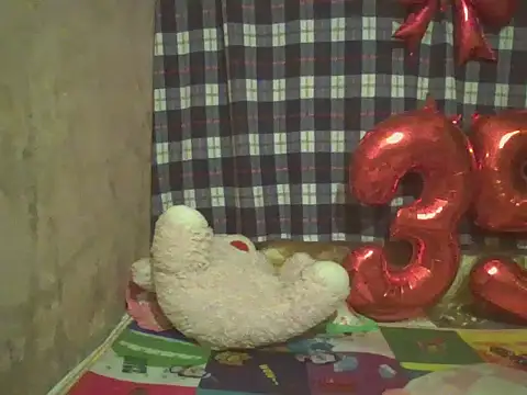 sexymorenal18 online show from 04-20-26, 09:34