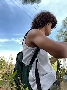 Snapshot of Alexis_Spicter chatting on 09-11-25, 05:46 Alexis Spicter online show from 09-11-25, 05:46