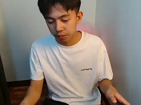 Asian hornyforyou online show from 03-25-26, 10:21