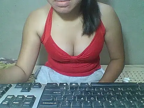 Skinny PinayGirljust18 online show from 04-20-26, 08:10