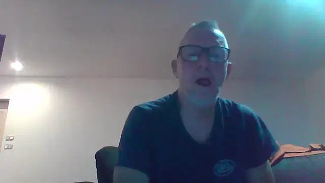 davv28 online show from 10-16-25, 02:56