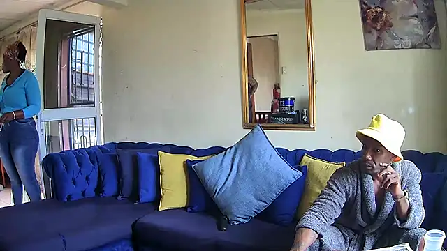 Snapshot of TheeBigPump chatting on 12-14-25, 01:16 TheeBigPump online show from 12-14-25, 01:16