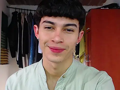 Snapshot of john_vichenso chatting on 09-09-25, 09:36 john vichenso online show from 09-09-25, 09:36