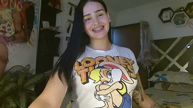 SarithaBunny online show from 02-18-25, 01:10