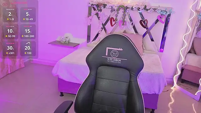 ZURY TAY online show from 10-27-25, 11:36