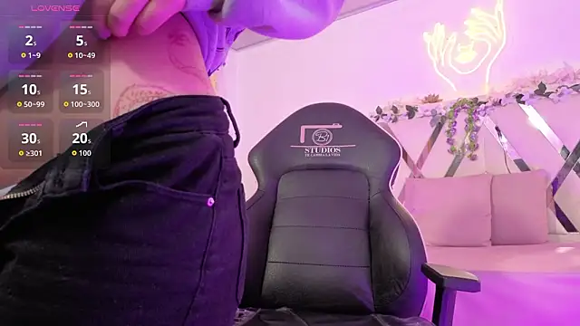 ZURY TAY online show from 03-11-26, 11:49