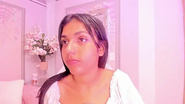 Snapshot of Jessgarcia_ chatting on 10-08-25, 05:49 Jessgarcia  online show from 10-08-25, 05:49
