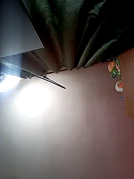 Lady 16 online show from 10-17-25, 01:57