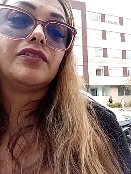 Lady 16 online show from 02-14-26, 06:37