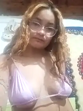 Snapshot of LoveaLust chatting on 11-12-25, 01:17 LoveaLust online show from 11-12-25, 01:17