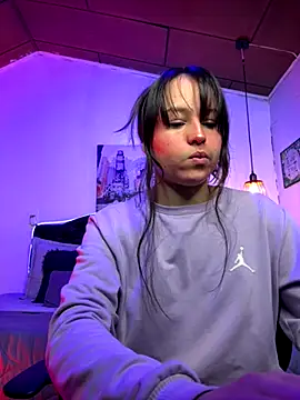 Eymmy 24 online show from 10-10-25, 11:37