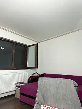 MiaKiittyy online show from 12-16-25, 01:10