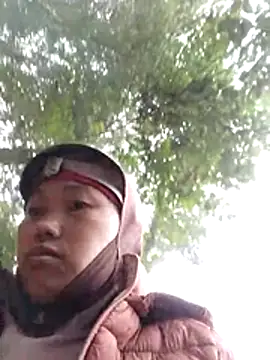 Snapshot of PhamPm70 chatting on 12-04-25, 12:42 PhamPm70 online show from 12-04-25, 12:42