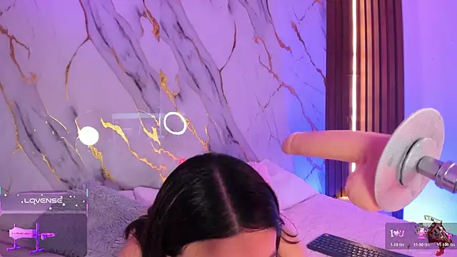 alicecute77 online show from 10-21-25, 02:45