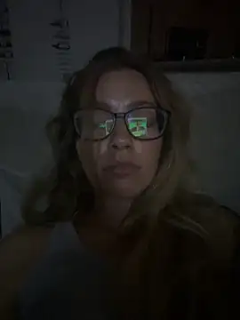 blondebaddi online show from 10-20-25, 04:35