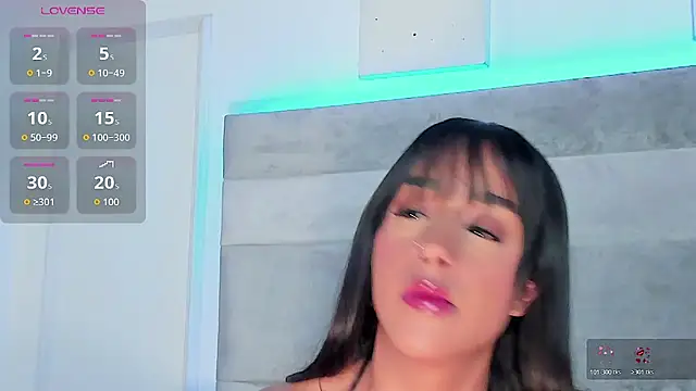 Aleja ruizz online show from 12-19-25, 08:10