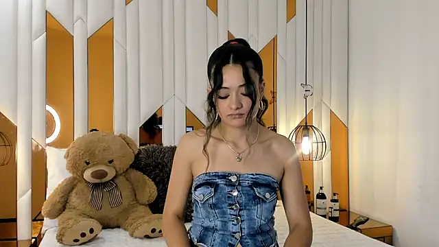 ValeriaPrado online show from 12-02-25, 08:15