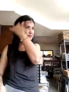 Snapshot of Prettysweetmum chatting on 09-09-25, 12:32 Prettysweetmum online show from 09-09-25, 12:32