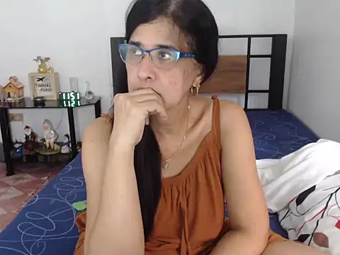 Prettysweetmum online show from 11-26-25, 03:51