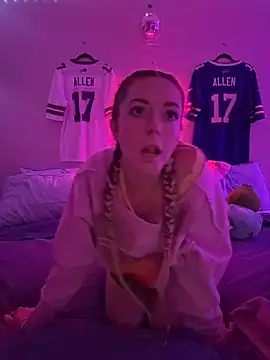 babygingerboo online show from 04-22-26, 07:00