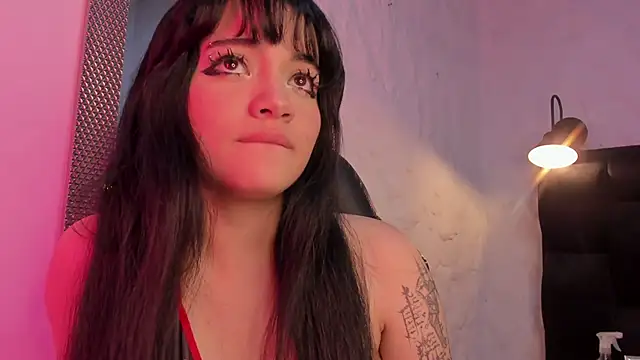 Snapshot of Darky_Doll chatting on 09-26-25, 03:54 Darky Doll online show from 09-26-25, 03:54