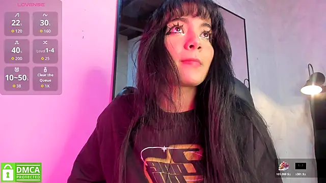 Snapshot of Darky_Doll chatting on 11-10-25, 08:08 Darky Doll online show from 11-10-25, 08:08