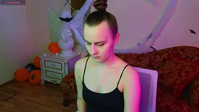 Kelly Cartier online show from 11-01-25, 11:34