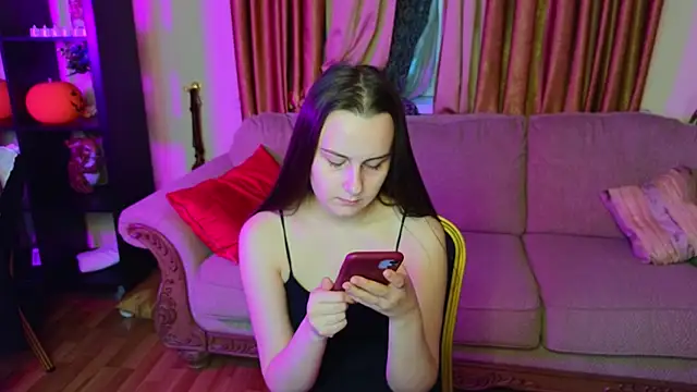 Kelly Cartier online show from 11-05-25, 11:21