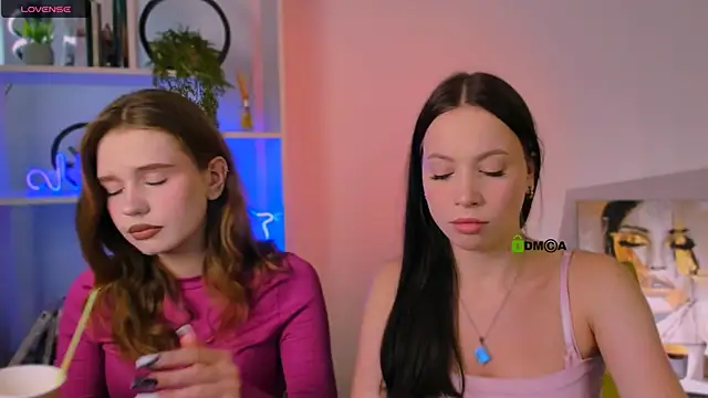 amanda-miki online show from 09-26-25, 07:18