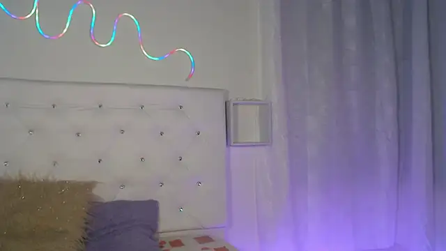 tatixxxvega online show from 10-01-25, 01:28