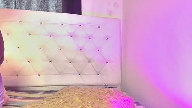 tatixxxvega online show from 04-10-26, 05:50