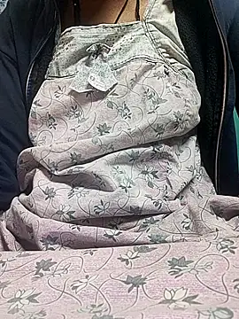 Snapshot of smartangel_telugu chatting on 10-21-25, 05:35 smartangel telugu online show from 10-21-25, 05:35