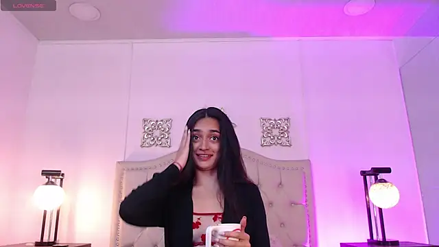 Leilani- online show from 10-14-25, 03:35