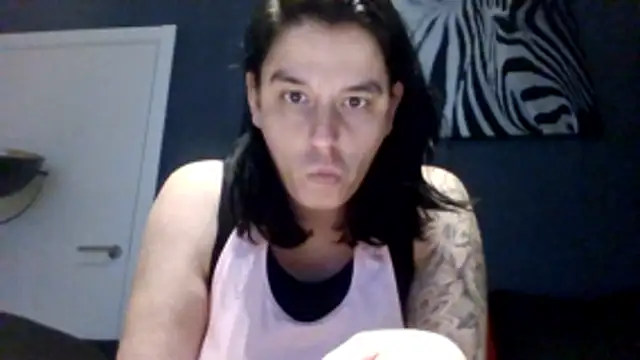 Snapshot of hottyFcup chatting on 03-12-26, 07:53 hottyFcup online show from 03-12-26, 07:53