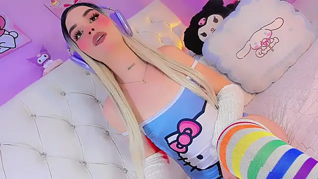 Cattleya White ll online show from 10-30-25, 09:15