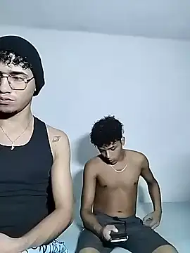 Snapshot of Manuel_Mateus1 chatting on 11-04-25, 02:54 Manuel Mateus1 online show from 11-04-25, 02:54