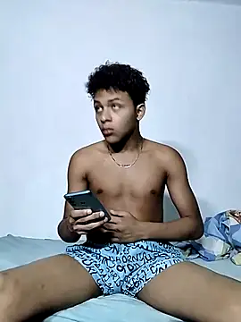 Snapshot of Manuel_Mateus1 chatting on 11-08-25, 02:23 Manuel Mateus1 online show from 11-08-25, 02:23