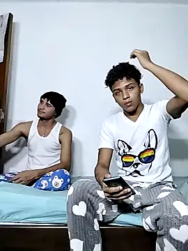 Snapshot of Manuel_Mateus1 chatting on 11-10-25, 02:43 Manuel Mateus1 online show from 11-10-25, 02:43