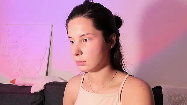 Snapshot of emma_craftt chatting on 09-11-25, 10:59 emma craftt online show from 09-11-25, 10:59