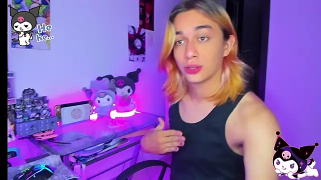 Snapshot of KeitaMoon chatting on 11-02-25, 10:56 KeitaMoon online show from 11-02-25, 10:56