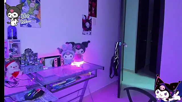 Snapshot of KeitaMoon chatting on 11-05-25, 10:32 KeitaMoon online show from 11-05-25, 10:32