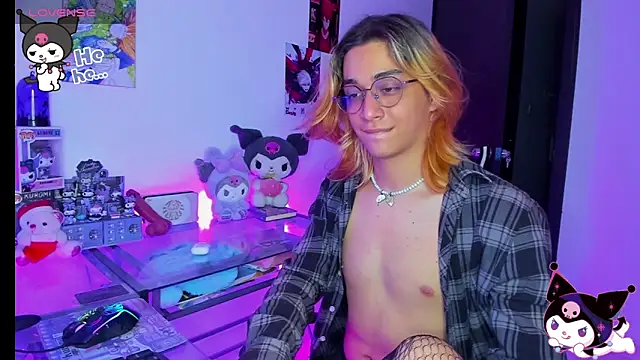 Snapshot of KeitaMoon chatting on 11-09-25, 09:46 KeitaMoon online show from 11-09-25, 09:46