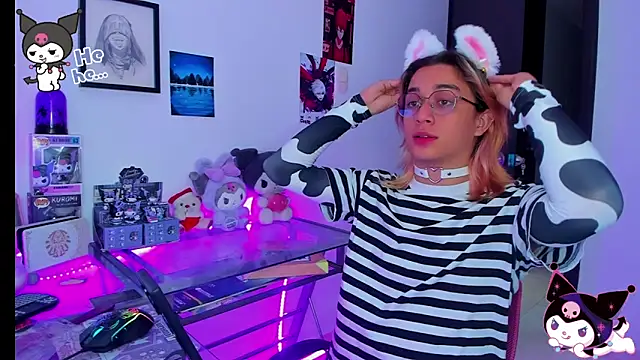 Snapshot of KeitaMoon chatting on 12-03-25, 01:53 KeitaMoon online show from 12-03-25, 01:53