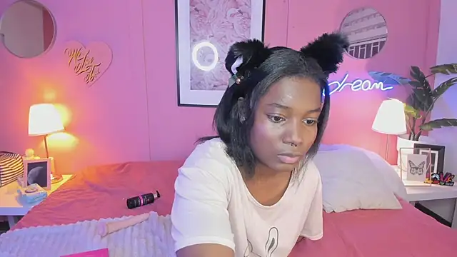 Annia DH online show from 09-22-25, 08:33