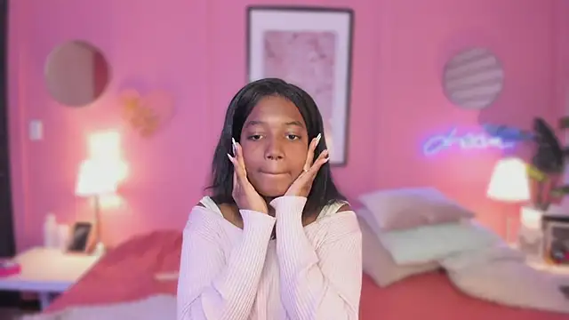 Annia DH online show from 09-29-25, 08:13