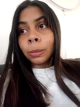 Snapshot of theLayla_DH chatting on 10-03-25, 01:08 theLayla DH online show from 10-03-25, 01:08