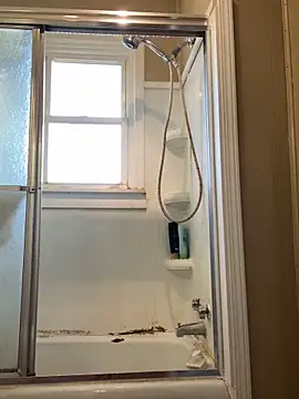 Snapshot of SlimSexxxy69 chatting on 10-07-25, 10:40 SlimSexxxy69 online show from 10-07-25, 10:40