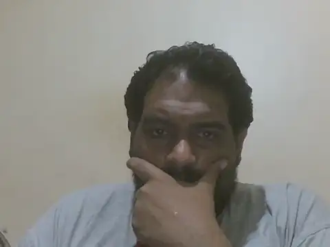 Snapshot of elpoop7305 chatting on 09-24-25, 04:21 elpoop7305 online show from 09-24-25, 04:21