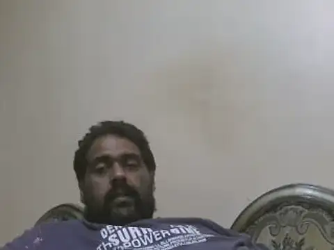 Snapshot of elpoop7305 chatting on 09-27-25, 10:37 elpoop7305 online show from 09-27-25, 10:37